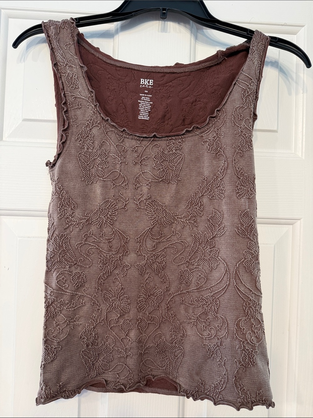 BKE Mauve Embroidered Scoop Neck Tank